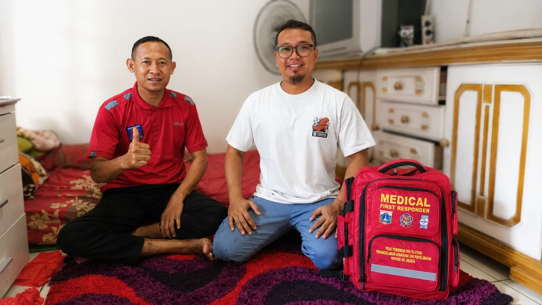 Home visit perawat Syifa Home Care ke rumah pasien di Makasar Jakarta Timur